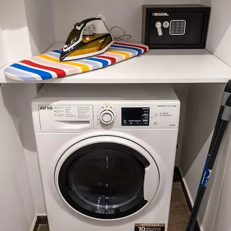 Casta Diva Fervore Self Check-in Palermo